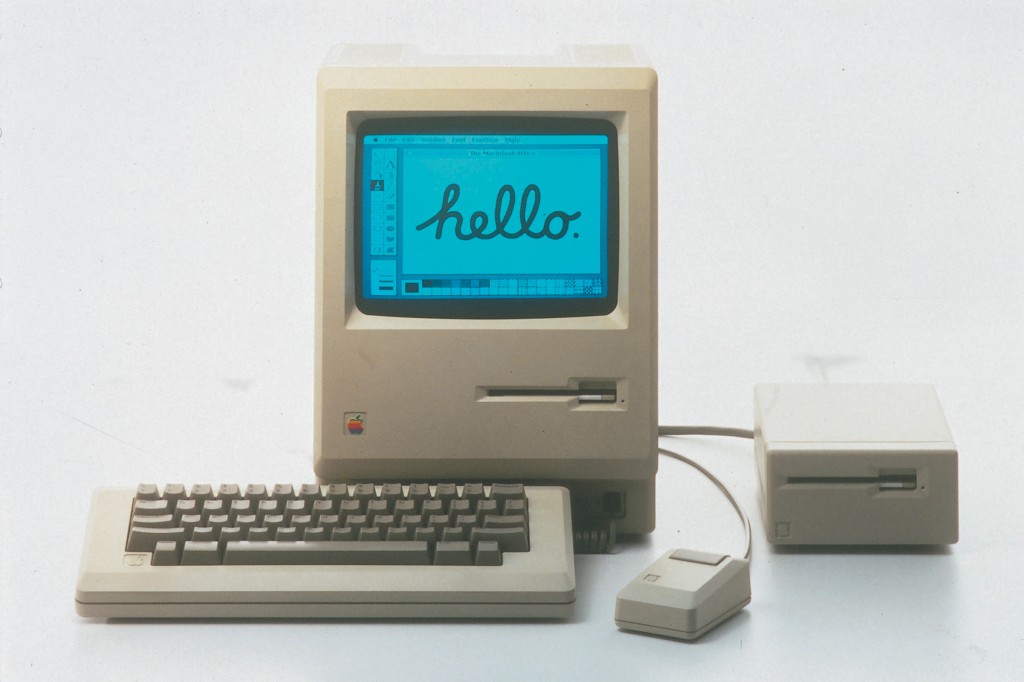 L'objet de cette publicité : Le Macintosh 128k